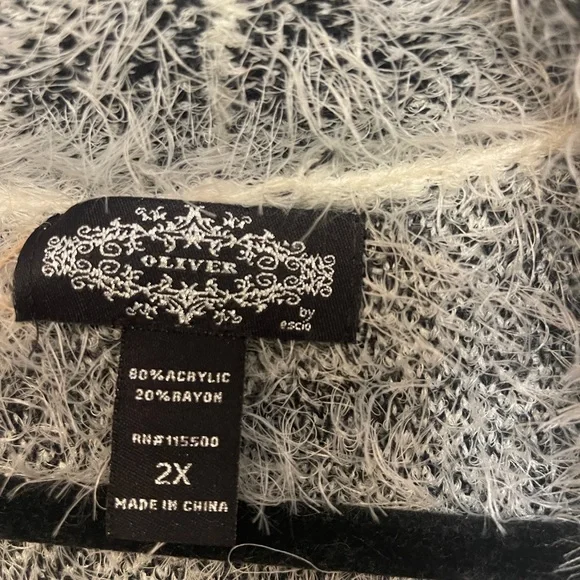 Oliver black and cream animal print hombre open cardigan eyelash furry size 2X - Picture 6 of 6